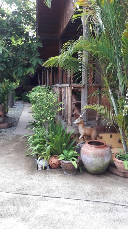 J&J Guesthouse Sukhothai Exteriér fotografie