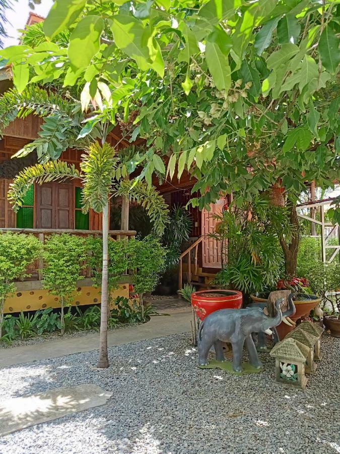 J&J Guesthouse Sukhothai Exteriér fotografie