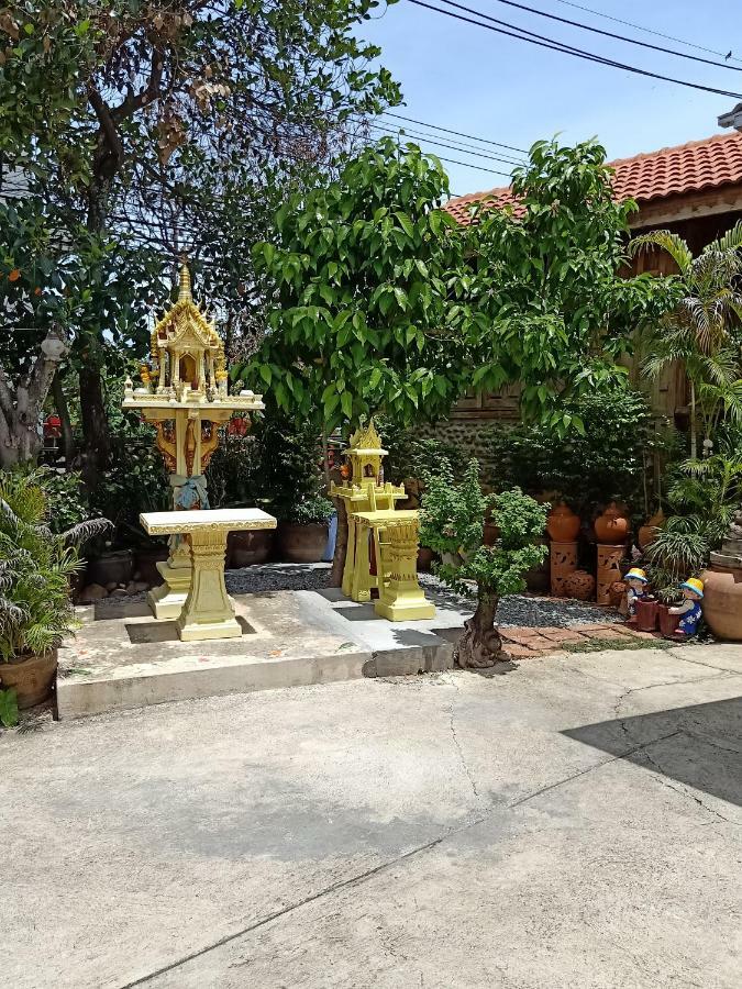 J&J Guesthouse Sukhothai Exteriér fotografie
