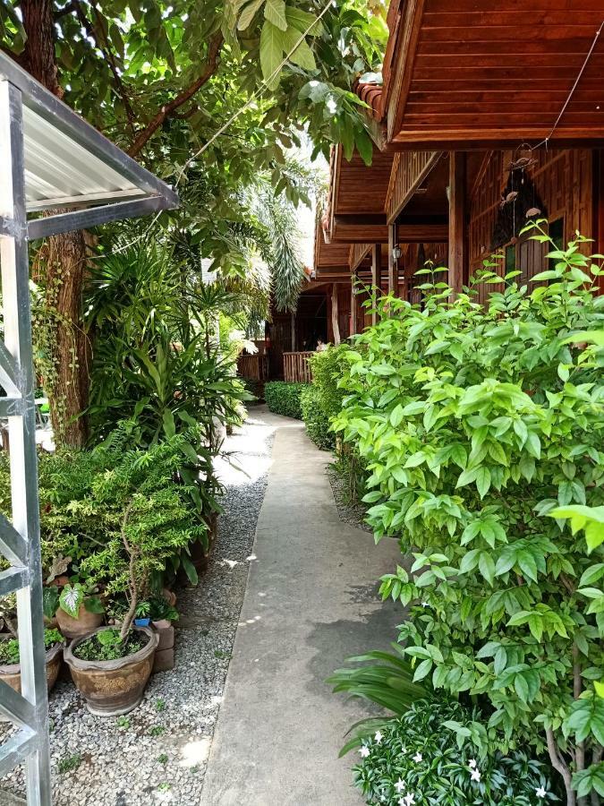 J&J Guesthouse Sukhothai Exteriér fotografie